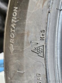 Predám zimne 235/55 R18 MICHELIN - 7