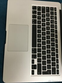 MacBook Air (Early 2015) - 7