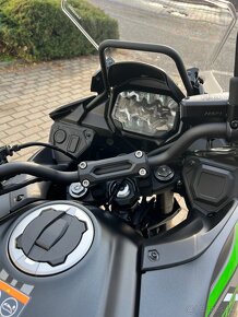 Kawasaki Versys 650 zelený - 7