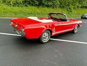 1964 1/2 Ford Mustang Cabriolet - 7