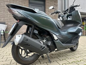 Honda PCX 125 _ 2022 - 7