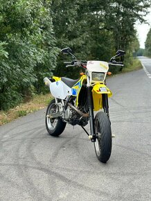 Suzuki drz 400 E - 7