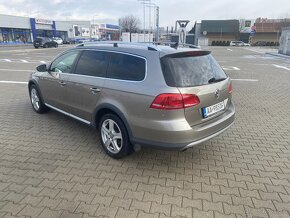 Volkswagen Passat Alltrack B7 2.0 TDI DSG 4X4 - 7