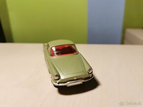 Corgi toys Renault Floride - 7