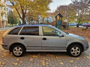 Predám Škoda Fabia Combi 1.4.50kw R.V.2003 - 7