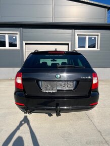 Škoda Superb 2.0TDI 4x4 panorama,ťažné,xenon - 7