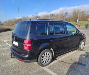 Touran 2.0TDI DSG - 7