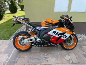 Prodám motocykl Honda CBR1000RR Repsol - 7