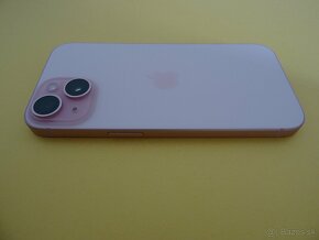 iPhone 15 256GB PINK - ZÁRUKA 1 ROK - PERFEKTNY STAV - 7