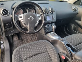 Nissan Qashqai 4x4  7 miestne - 7