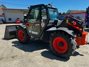 Teleskopický manipulátor BOBCAT TL 30.70 HA - 7