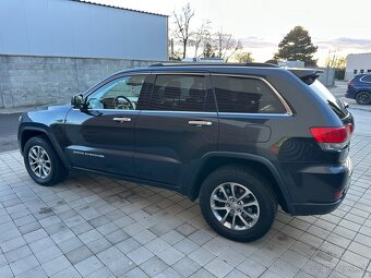 Jeep Grand Cherokee (WK2) - 7