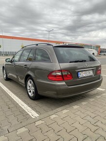 Mercedes E trieda T 220 CDI Elegance A/T - 7