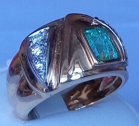 Predám zlatý diamantový smaragdový prsteň - 7