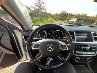 Mercedes-Benz ML 350 - 7