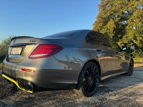 Mercedes E AMG 53 Look - 7