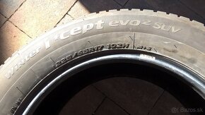 2 ks ZIMNÉ 225/65 R17 102H HANKOOK  cca 7 mm - LEN 35.-€/kus - 7