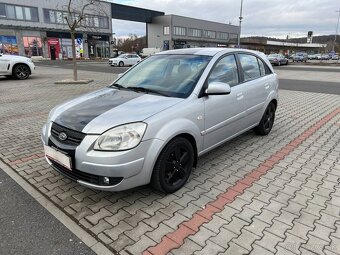 Kia Rio 1.4i 16V 71kw koup ČR naj. 136t digi klima - 7