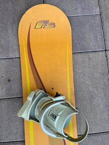 Snowboard F2 145 cm aj s viazanim - 7