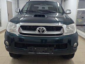 Toyota Hilux REZERVOVANÉ - 7