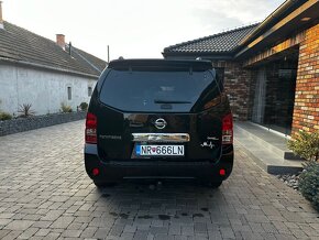 Nissan Pathfinder 3.0 DCi - 7