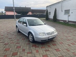 Predám Volkswagen Bora 2.3 vr5 110kw Automatic r.v99 BASIS - 7