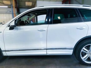 Volkswagen Touareg R-Line 3.0 TDi 180 kW - 7