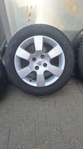 Zimné pneu 215/55 R16 rezervované - 7