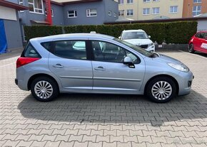 Peugeot 207 1.4i 70KW,CZ,KLIMA, 2xsada kol benzín manuál - 7