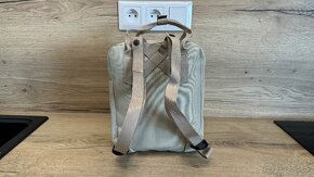 Fjällräven Kånken Batoh Mini Nové Krémový - 7