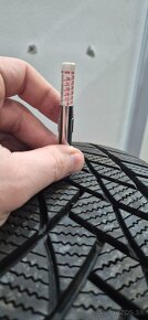 Zimné pneu Matador 235/55 R18. Dezén necelých 9 mm. Dot 3623 - 7