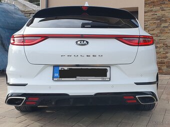 KIA Pro_cee’d 1.6 T-GDi GT A/T - 7