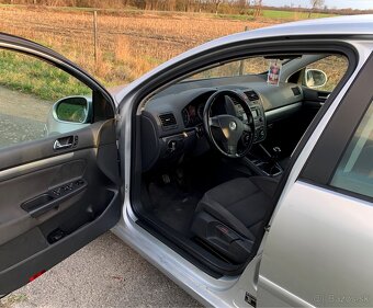 VOLKSWAGEN GOLF 5 2.0 TDI 4x4 - 7