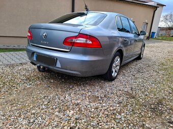 Škoda Superb 2.0TDI 2010 - 7