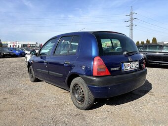 Renault Clio 1.4i RT - 7