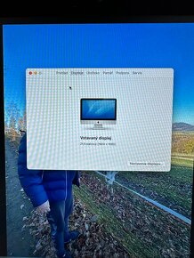 Predám iMac 21,5 2017 1TB disk, 8GB Ram - 7