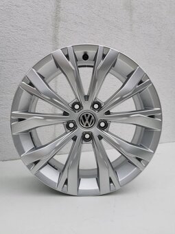 Vw Tiguan orig. alu disky 7J R17 5x112 ET40 - 7