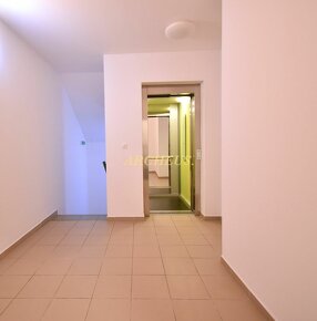 3D / EXKLUZÍVNE / 2 IZBOVÝ BYT NA PRENÁJOM, KEŽMAROK, 50m2 - 7