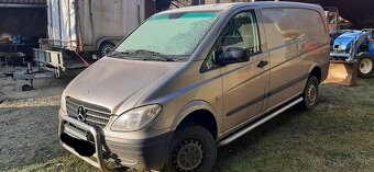 Mercedes Benz VITO - 7