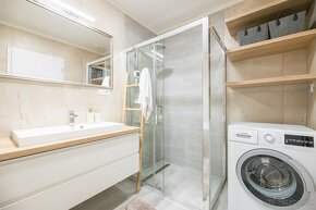 NOVOSTAVBA LUX 2,5 IZBOVÝ BYT PRIEVIDZA 72 m2 GARÁŽ - 7