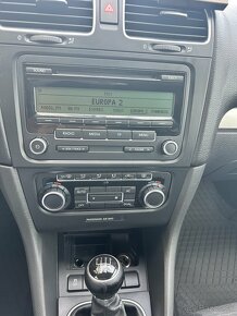 VW Golf VI 1.6 TDi  210tis km rv 2010 - 7