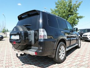 Mitsubishi Pajero Wagon 3,2 Di 147kW Automat / Tiptronic 7 m - 7