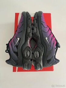 Nike Air Max Plus - Pink Black Gradient - 7