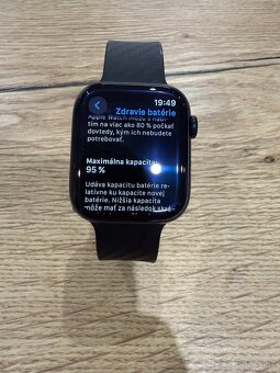 Apple Watch Series 9 GPS 45 mm temne atramentový hliník - 7