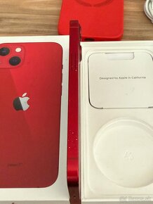 Predám Apple iPhone 13 128GB RED Malé známky opotrebovania - 7