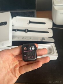 Apple Watch Series 5 Space Grey 44mm NEPOUŽÍVANÉ - 7