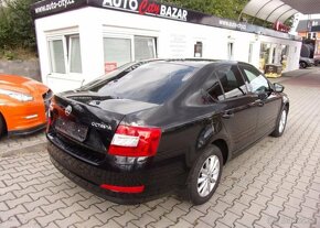 Škoda Octavia 2,0 TDi 110kW Ambiente nafta manuál 110 kw - 7