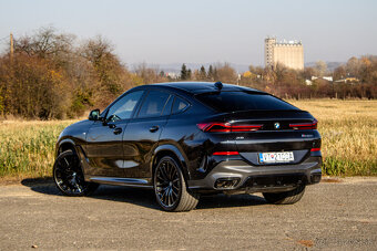 BMW X6 50i - 7