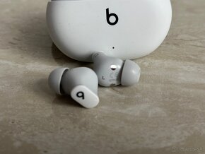 Beats Studio Buds - 7