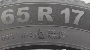 Zimne pneu 215 / 65  R 17 - 7